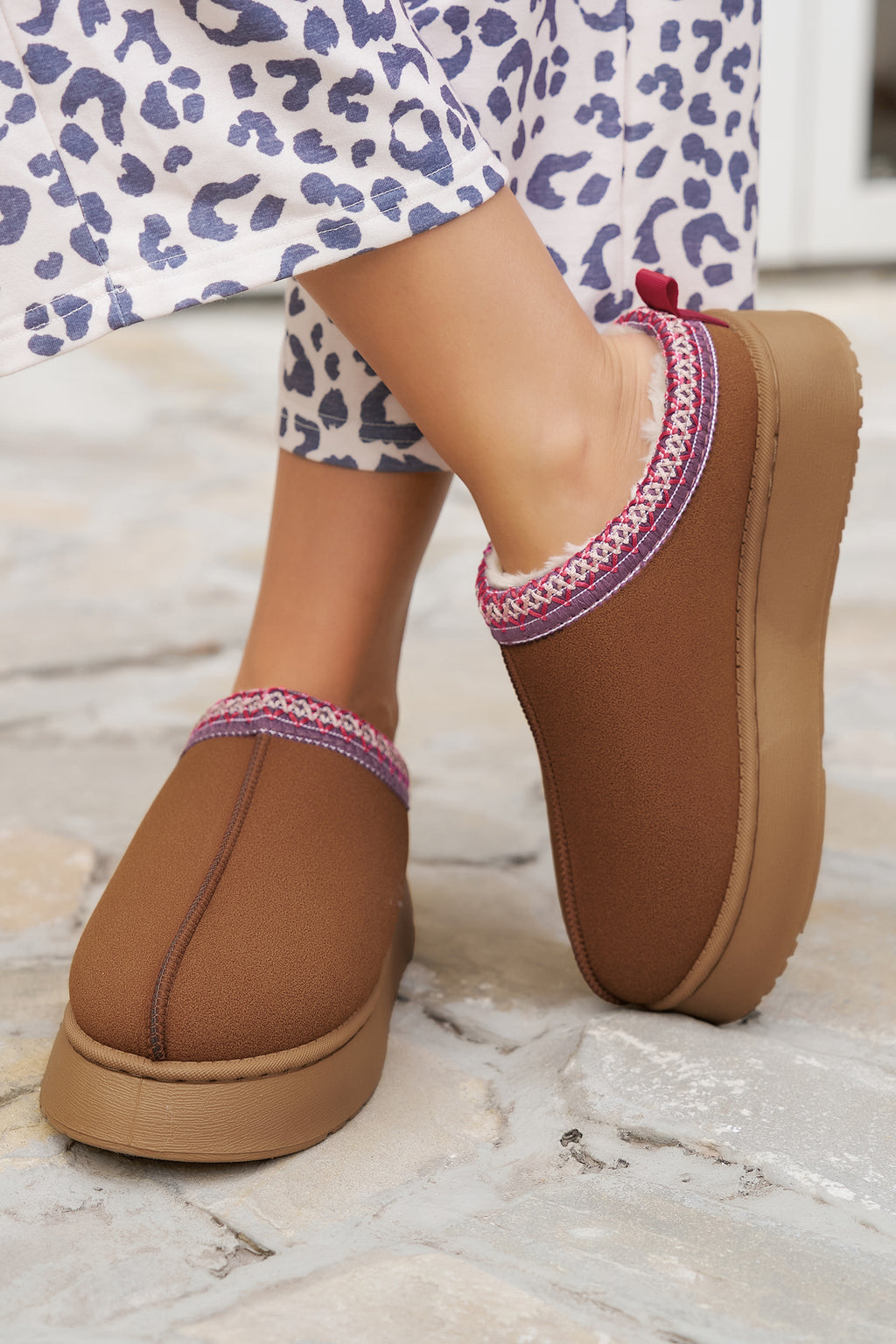Black Contrast Print Suede Plush Lined Snow Boots